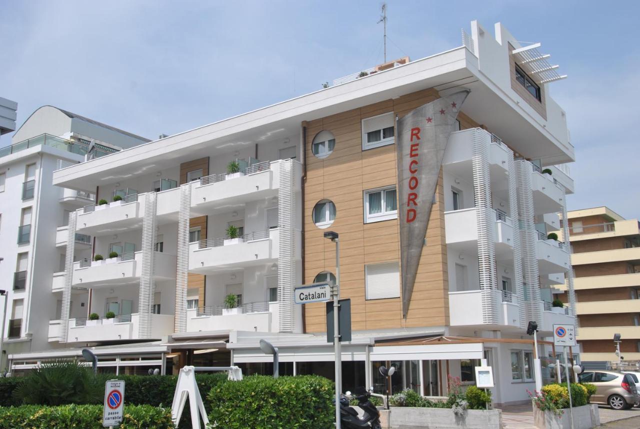 Hotel Record リッチョーネ エクステリア 写真